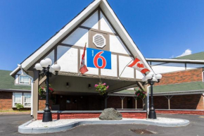 Гостиница Motel 6-Trenton, ON  Квинт Запад